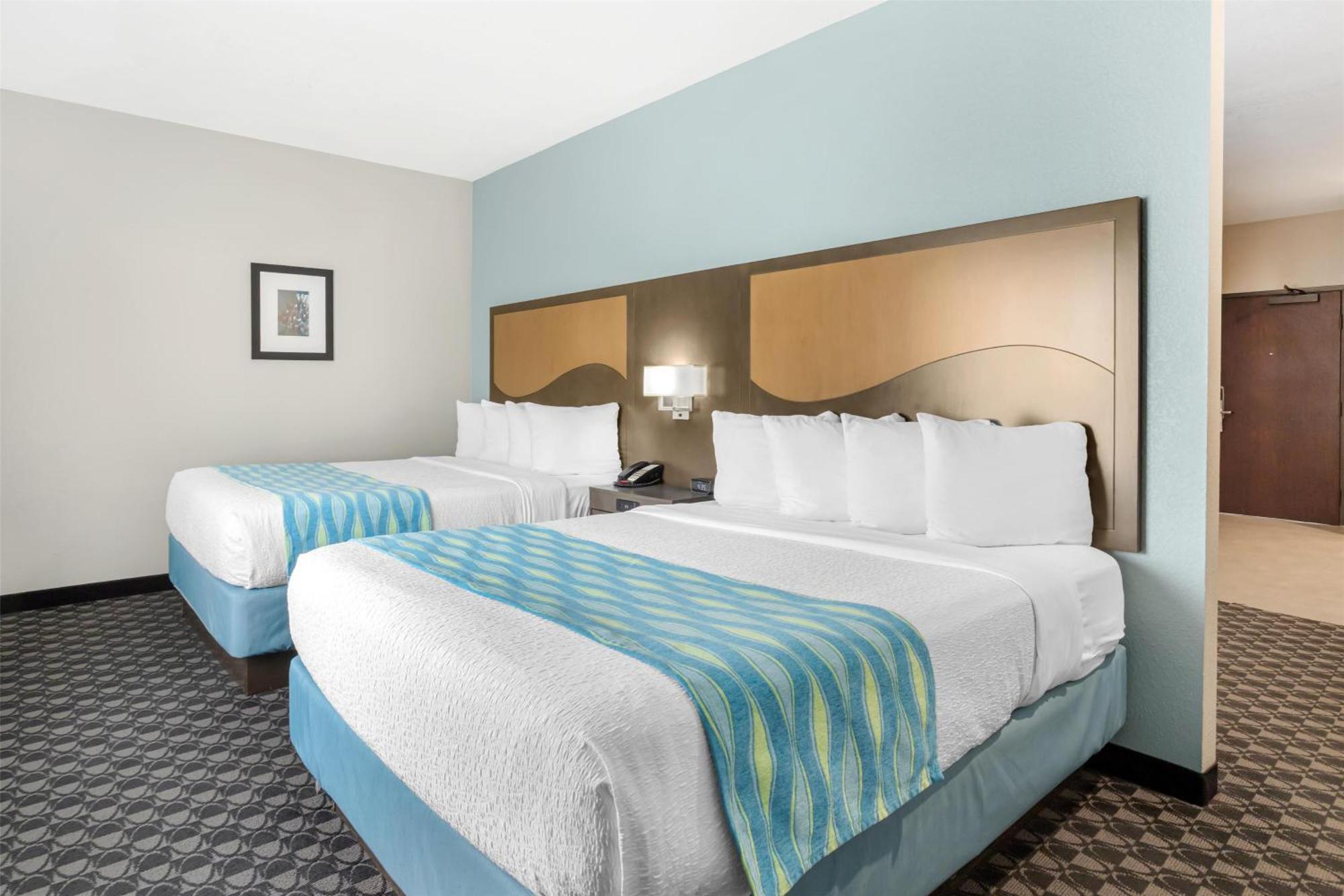 Best Western Plus Waller Hotel Ngoại thất bức ảnh